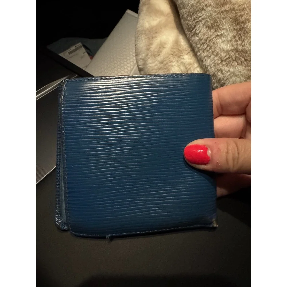 Louis Vuitton up sale